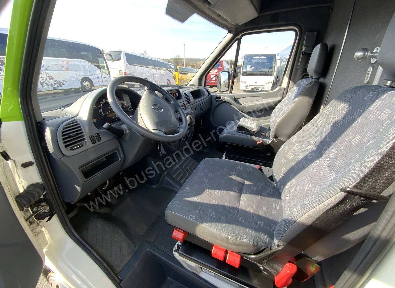 Interior photo 1: Van box Mercedes-Benz 416 CDI Sprinter