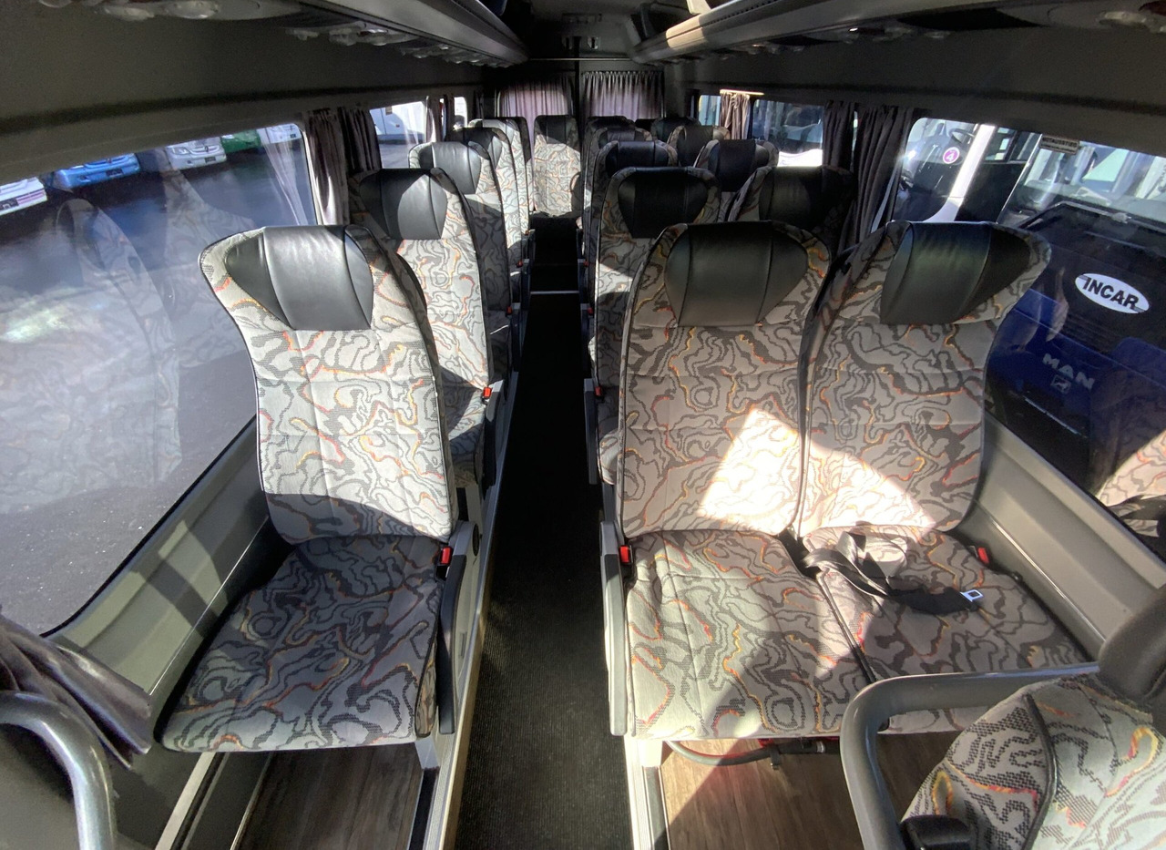 Mercedes-Benz 519 CDI Sprinter - Bus mini, Van penumpang: gambar 5 Mercedes-Benz 519 CDI Sprinter - Bus mini, Van penumpang: gambar 5