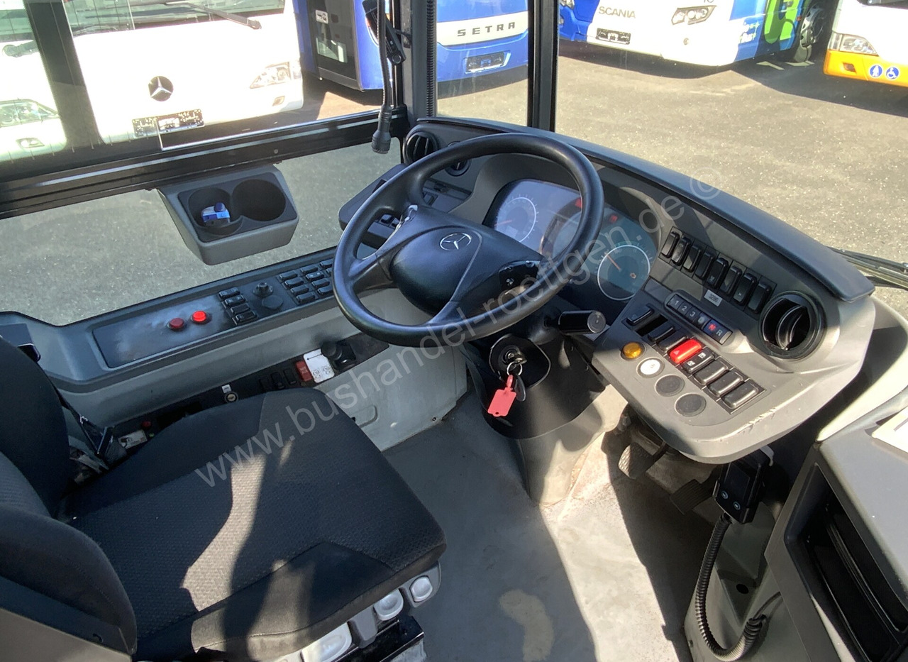 Interior photo 1: Bus kota Mercedes-Benz O 530 Citaro
