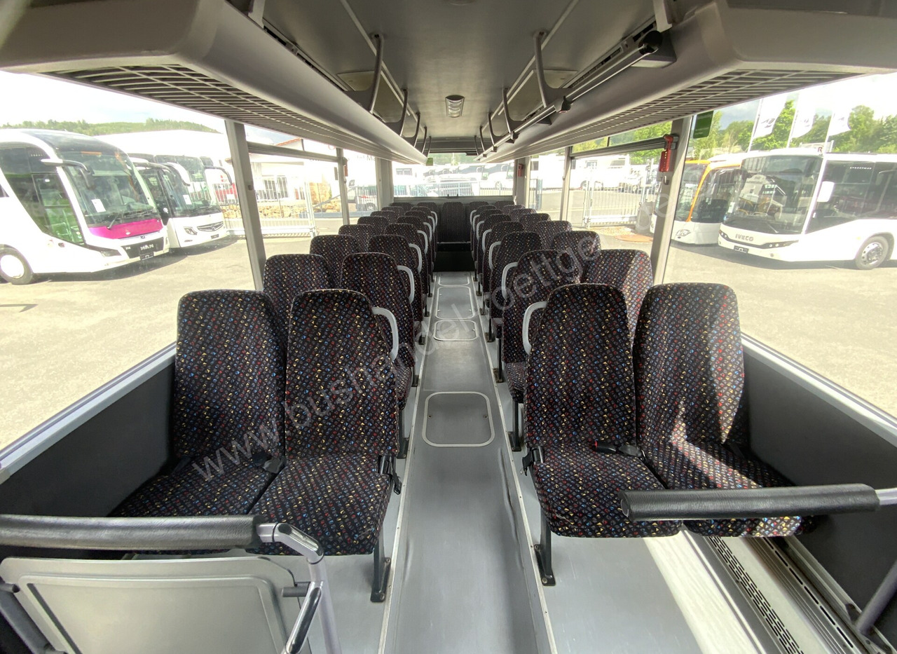 Bus pinggiran kota Mercedes-Benz O 550 Integro: gambar 14 Bus pinggiran kota Mercedes-Benz O 550 Integro: gambar 14