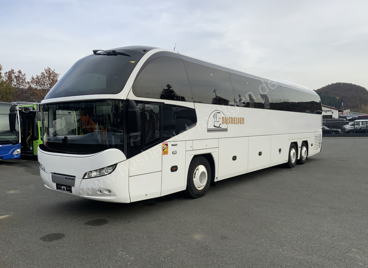Neoplan Cityliner - Bus pariwisata: gambar 2 Neoplan Cityliner - Bus pariwisata: gambar 2