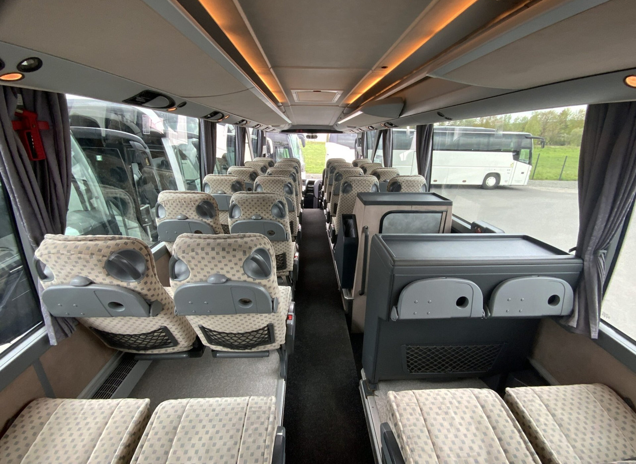 Bus pariwisata Setra S 411 HD: gambar 18