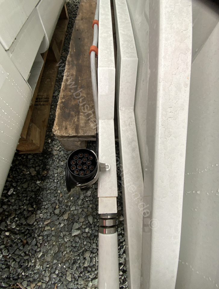 Vanhool Skikoffer Astomega - Suku cadang untuk Bus: gambar 5 Vanhool Skikoffer Astomega - Suku cadang untuk Bus: gambar 5