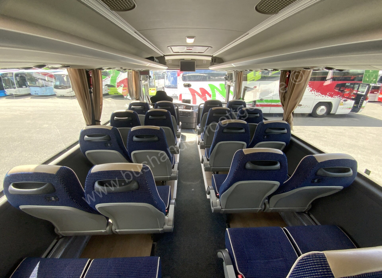 Bus pariwisata VDL Futura: gambar 19