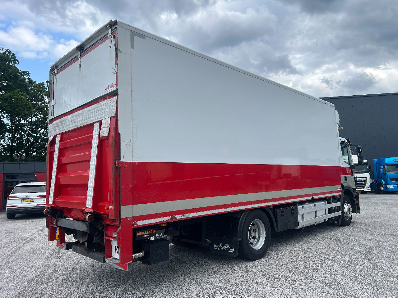 Iveco Stralis 310 AD, 19Ton, Euro 6 - Truk box: gambar 3 Iveco Stralis 310 AD, 19Ton, Euro 6 - Truk box: gambar 3