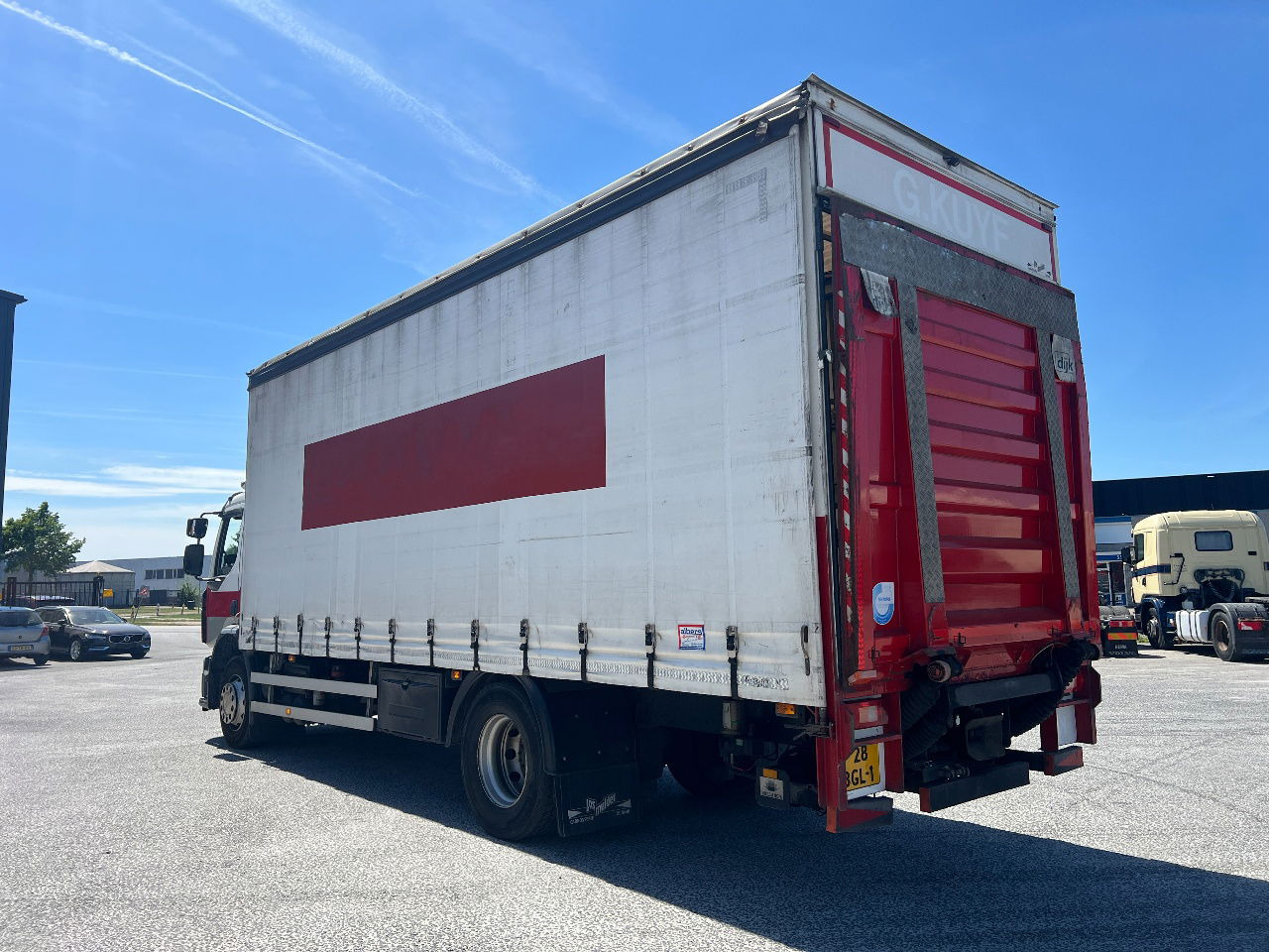 Renault D Wide 330, 19Ton, New tacho - Truk dengan terpal samping: gambar 4 Renault D Wide 330, 19Ton, New tacho - Truk dengan terpal samping: gambar 4