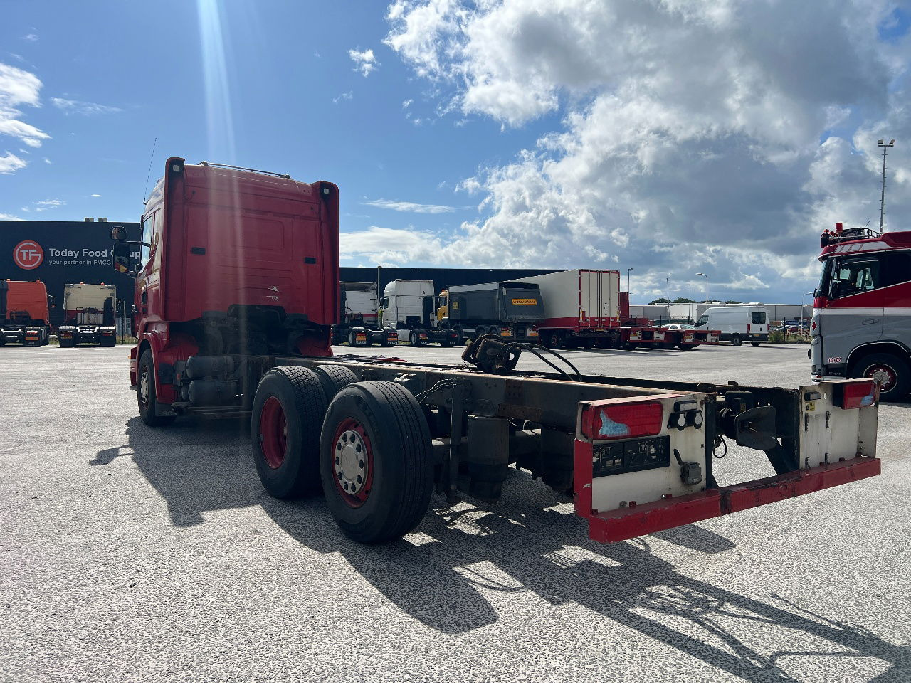 Scania R480 Highline 6x2, Retarder, Euro 5 - Truk sasis: gambar 4 Scania R480 Highline 6x2, Retarder, Euro 5 - Truk sasis: gambar 4