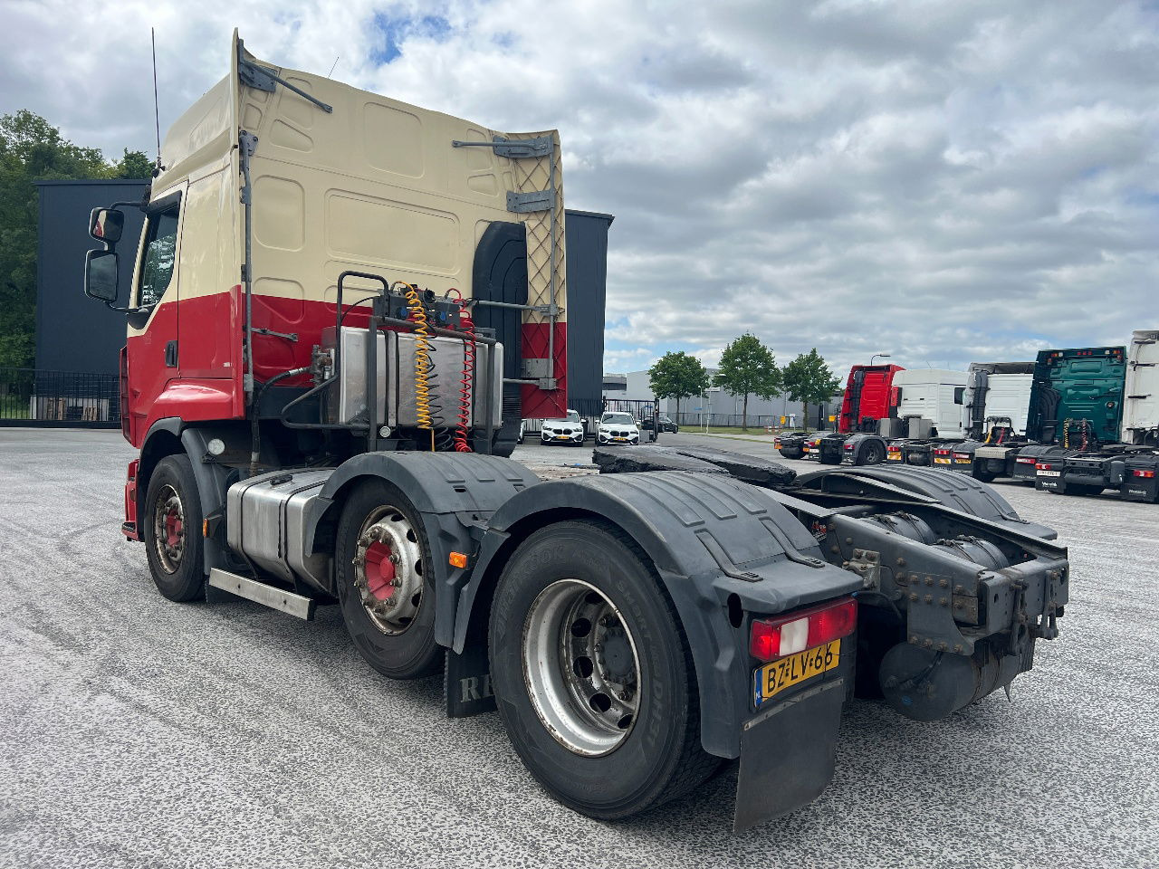 Renault Premium 430 6x2, Manual, Hydraulic - Tractor head: gambar 4 Renault Premium 430 6x2, Manual, Hydraulic - Tractor head: gambar 4