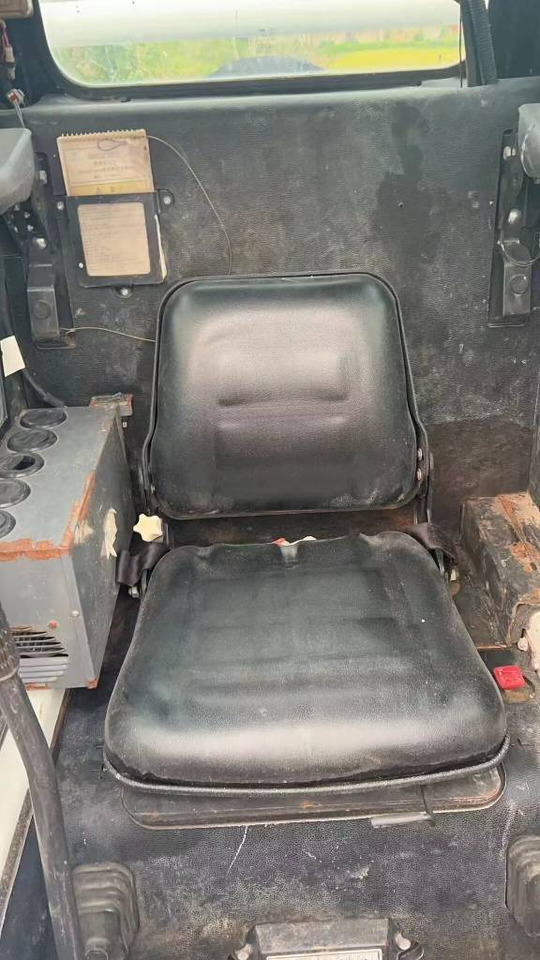 Bobcat S 16 - Skid steer: gambar 3 Bobcat S 16 - Skid steer: gambar 3