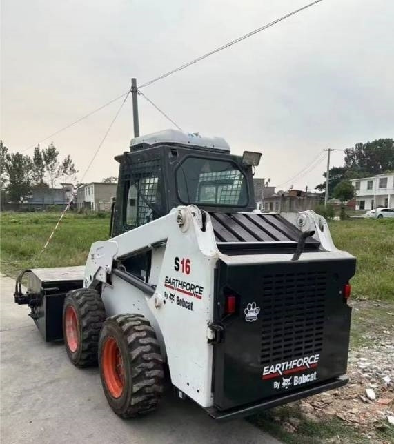 Bobcat S 16 - Skid steer: gambar 4 Bobcat S 16 - Skid steer: gambar 4