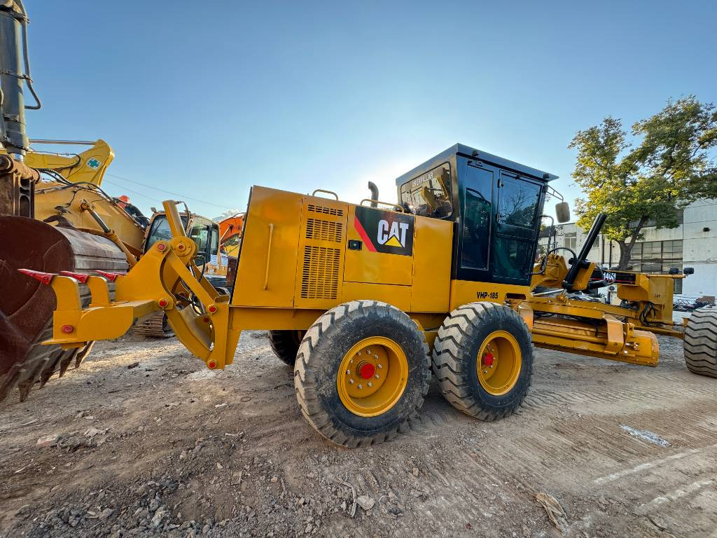 CAT 140 H - Grader: gambar 5 CAT 140 H - Grader: gambar 5