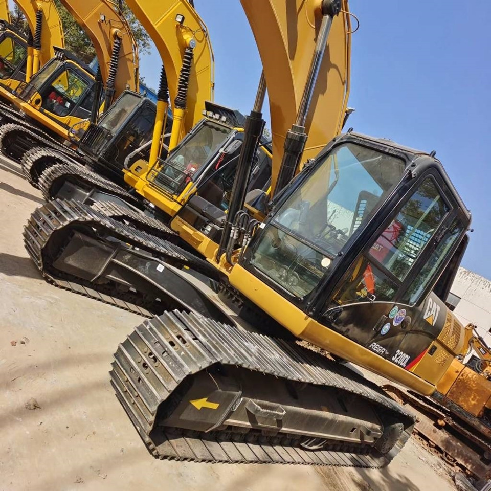 CAT 320 D L - Ekskavator perayap: gambar 3 CAT 320 D L - Ekskavator perayap: gambar 3
