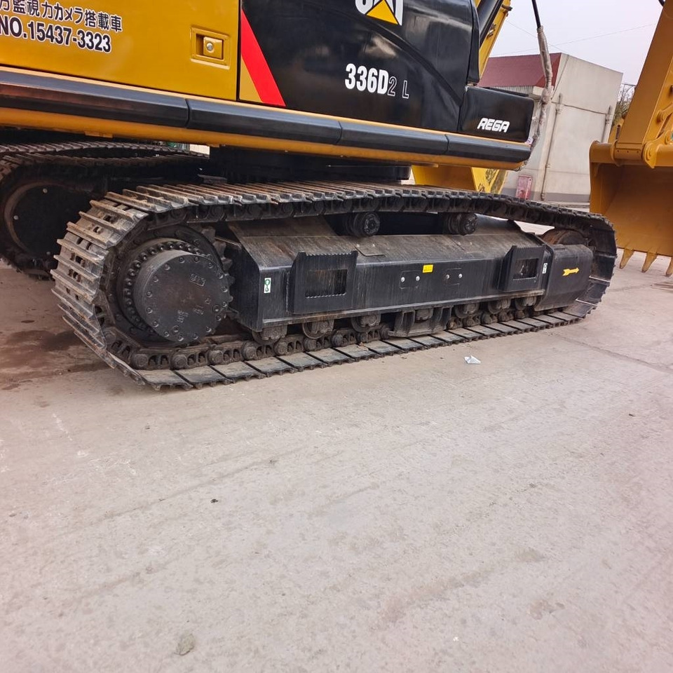 CAT 320D2L - Ekskavator perayap: gambar 5 CAT 320D2L - Ekskavator perayap: gambar 5