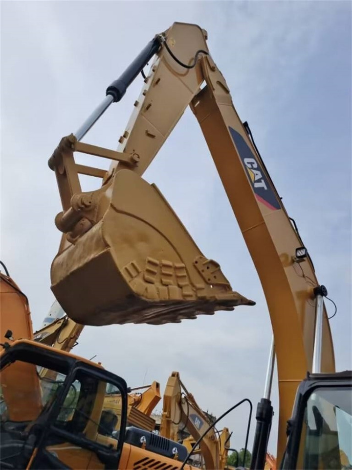 CAT 323 D - Ekskavator perayap: gambar 3 CAT 323 D - Ekskavator perayap: gambar 3