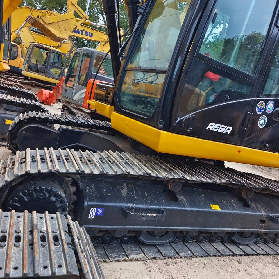 CAT 323 D - Ekskavator perayap: gambar 2 CAT 323 D - Ekskavator perayap: gambar 2