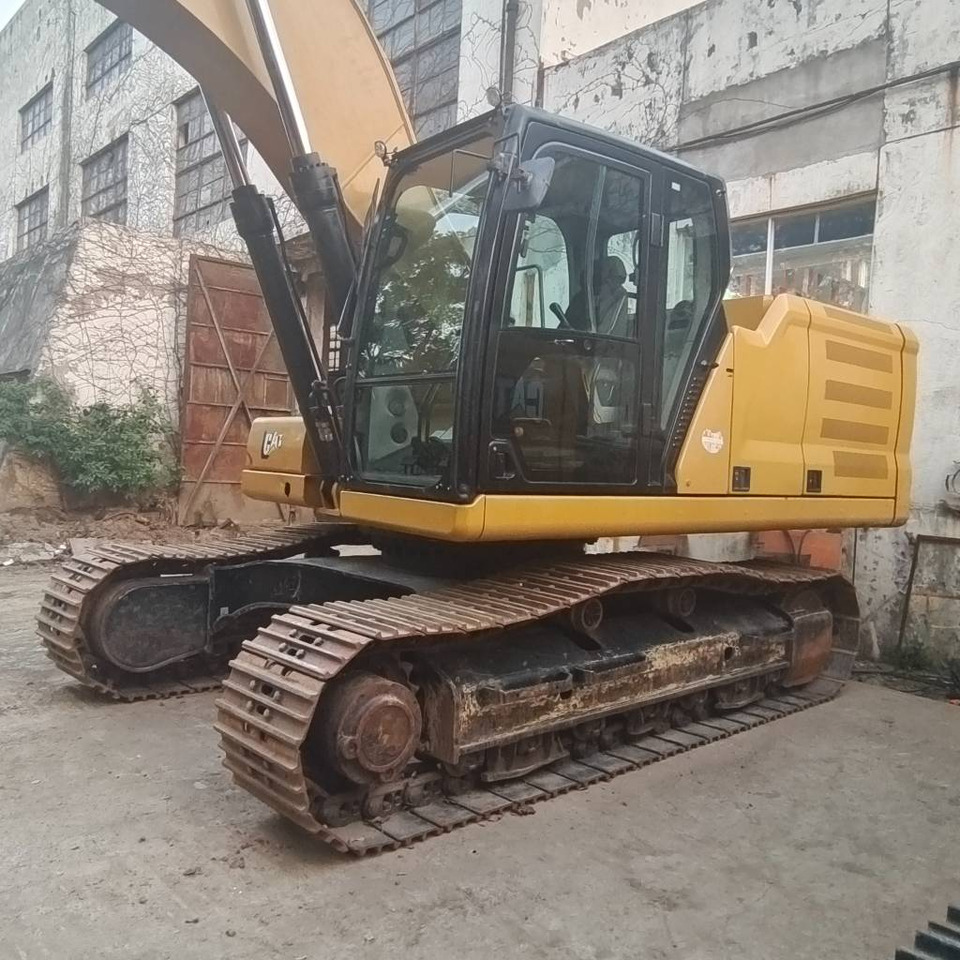 CAT 330GC - Ekskavator perayap: gambar 1 CAT 330GC - Ekskavator perayap: gambar 1