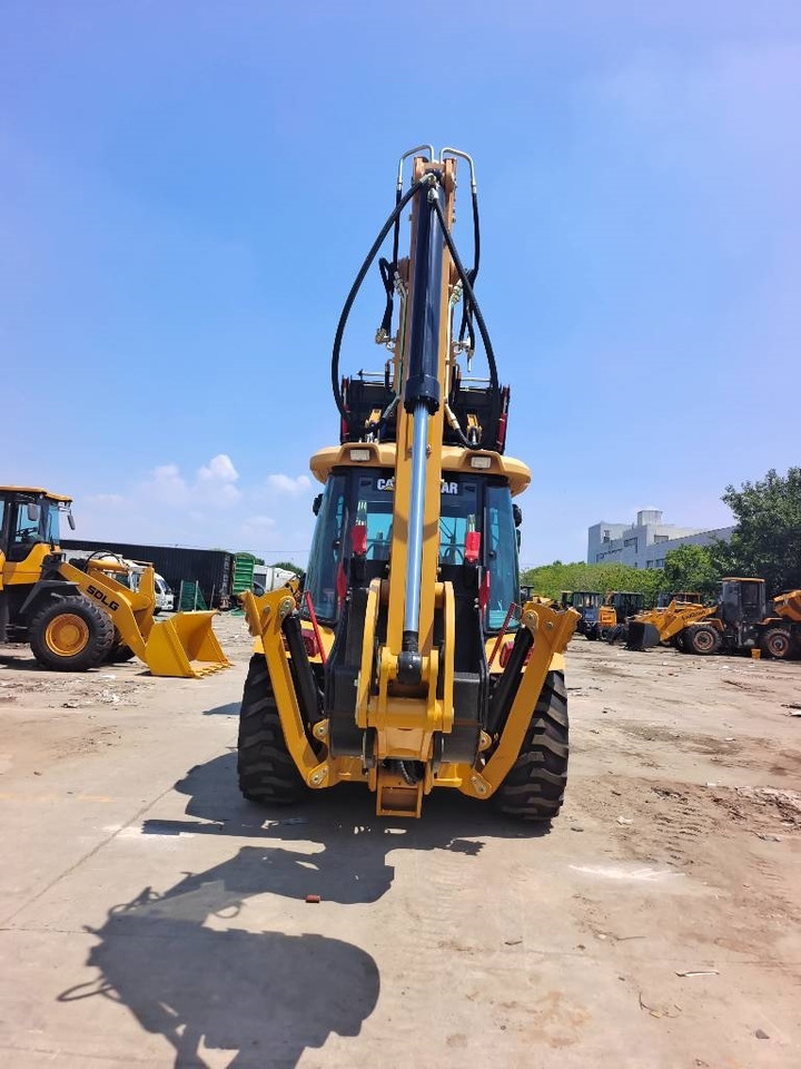 CAT 420F Brand new machine - Backhoe loader: gambar 2 CAT 420F Brand new machine - Backhoe loader: gambar 2