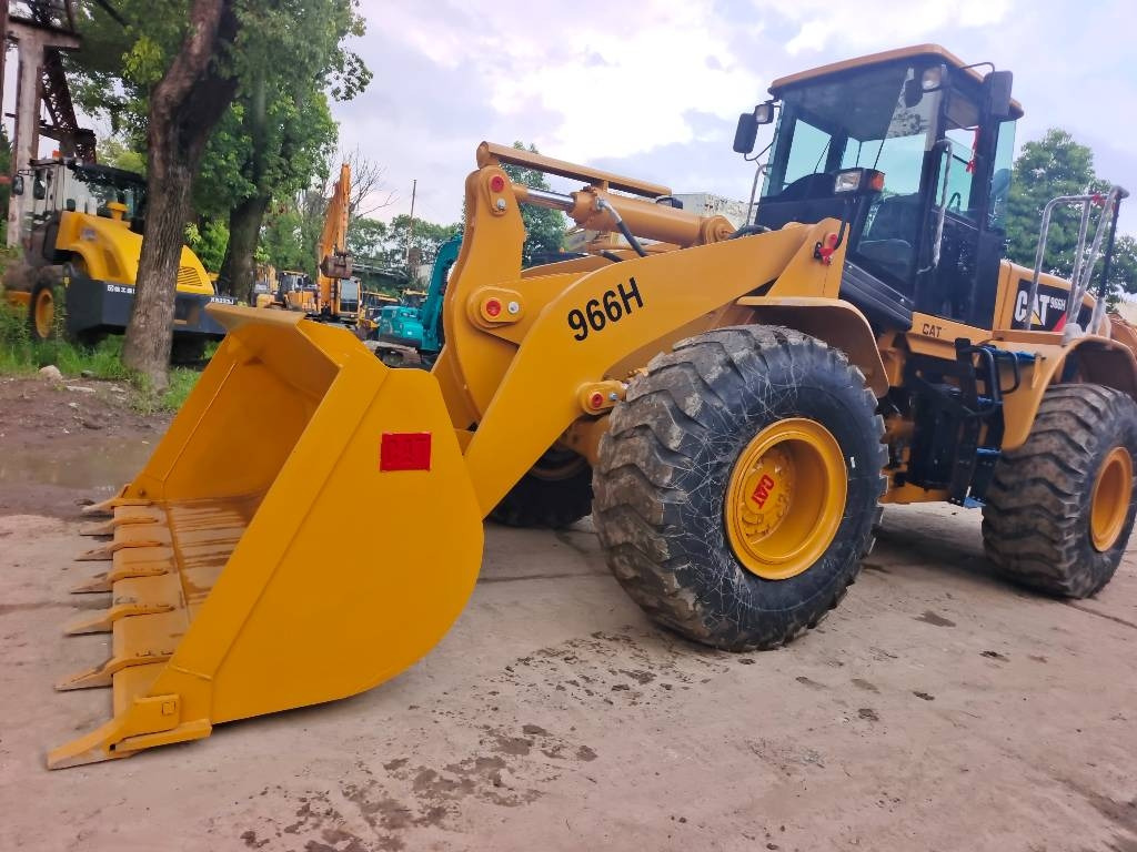 CAT 966 H - Wheel loader: gambar 1 CAT 966 H - Wheel loader: gambar 1
