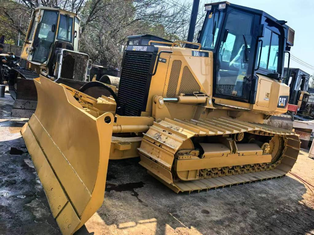 CAT D 6 K XLP - Grader: gambar 2 CAT D 6 K XLP - Grader: gambar 2