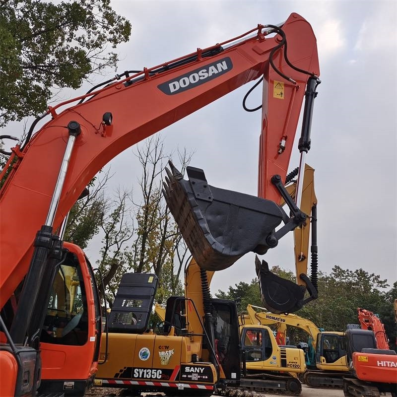 Doosan DX 225 LC-9C - Ekskavator perayap: gambar 4 Doosan DX 225 LC-9C - Ekskavator perayap: gambar 4