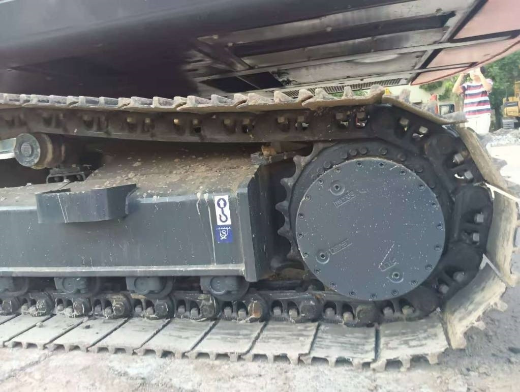 Doosan DX 225 LC - Ekskavator perayap: gambar 2 Doosan DX 225 LC - Ekskavator perayap: gambar 2