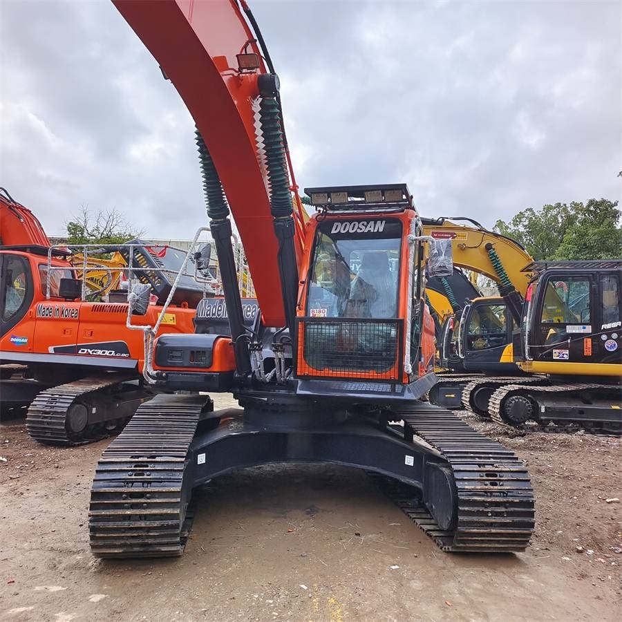 Doosan DX 300 LCA - Ekskavator perayap: gambar 3 Doosan DX 300 LCA - Ekskavator perayap: gambar 3