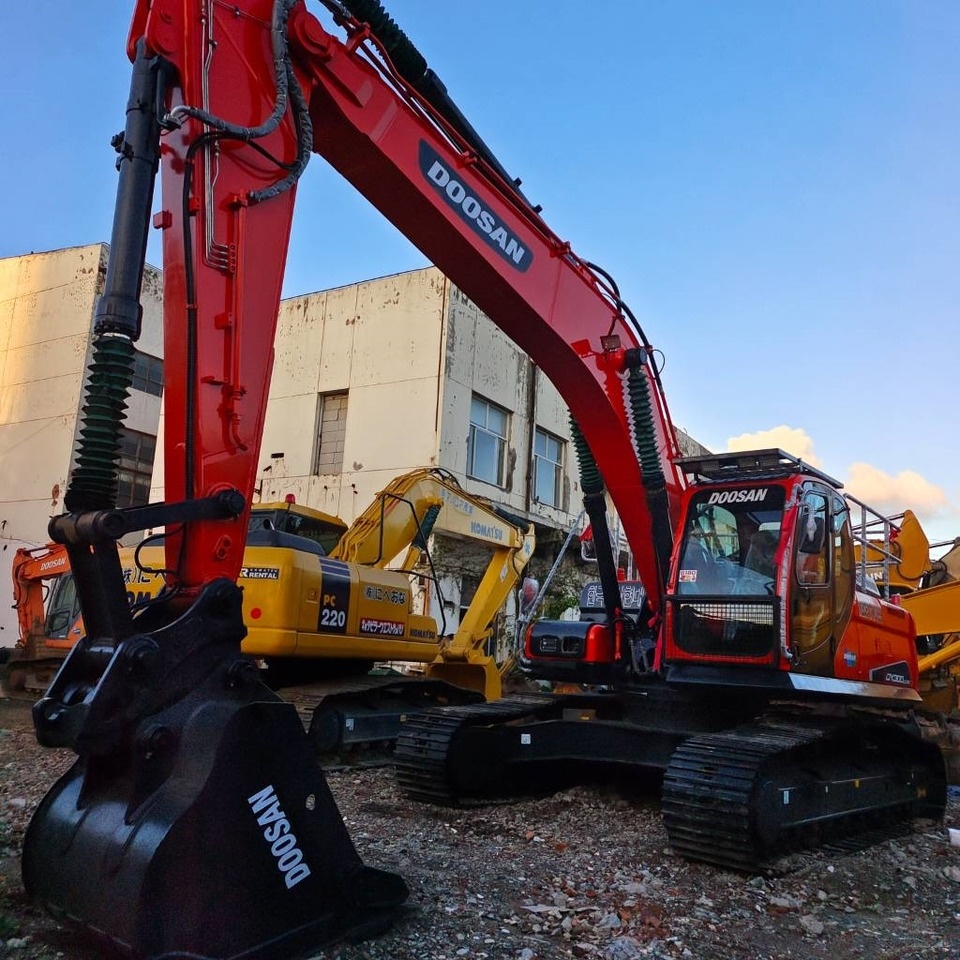 Doosan DX 300 LCA - Ekskavator perayap: gambar 3 Doosan DX 300 LCA - Ekskavator perayap: gambar 3