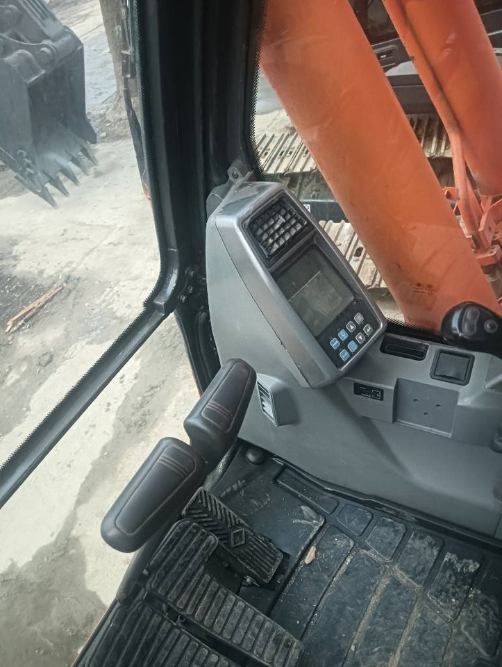 Doosan DX 300 LCA ORIGINAL COLOR - Ekskavator perayap: gambar 4 Doosan DX 300 LCA ORIGINAL COLOR - Ekskavator perayap: gambar 4