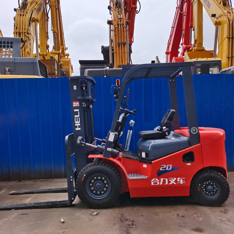 Heli FD30 - Forklift diesel: gambar 1 Heli FD30 - Forklift diesel: gambar 1