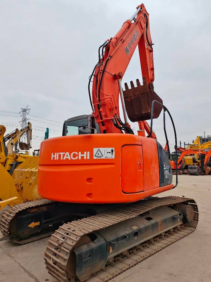 Hitachi ZX 135 US - Ekskavator perayap: gambar 4 Hitachi ZX 135 US - Ekskavator perayap: gambar 4