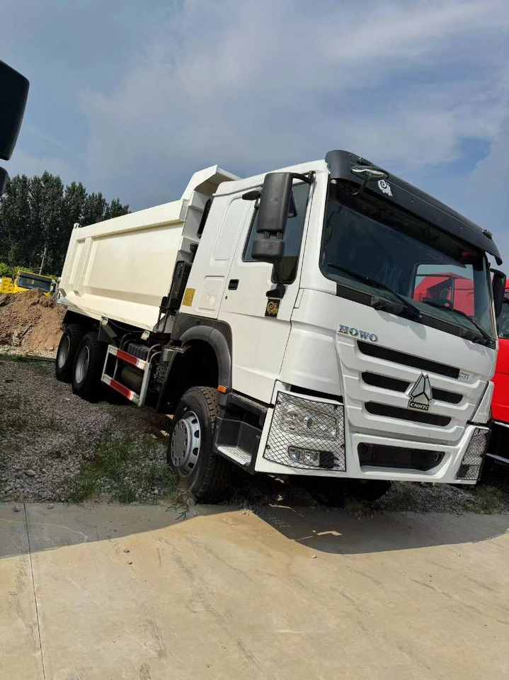 Howo 371 6X4 - Truk jungkit: gambar 4 Howo 371 6X4 - Truk jungkit: gambar 4