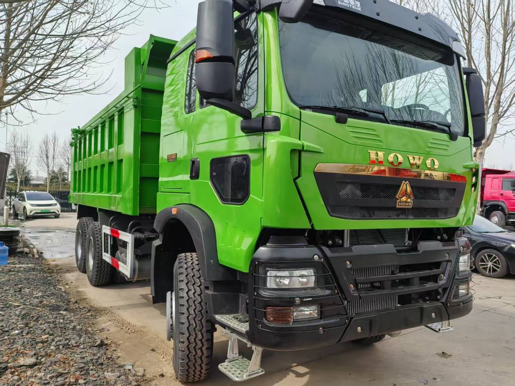 Howo 371 6X4 - Truk jungkit: gambar 2 Howo 371 6X4 - Truk jungkit: gambar 2