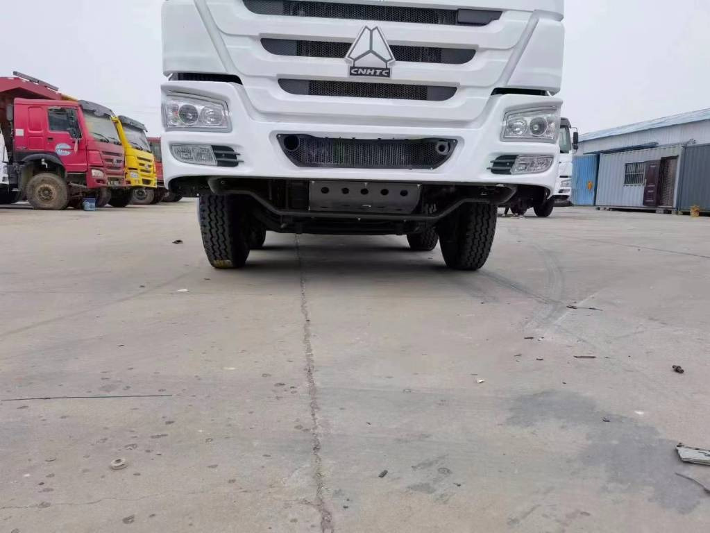 Howo 375 - Trailer jungkit: gambar 2 Howo 375 - Trailer jungkit: gambar 2
