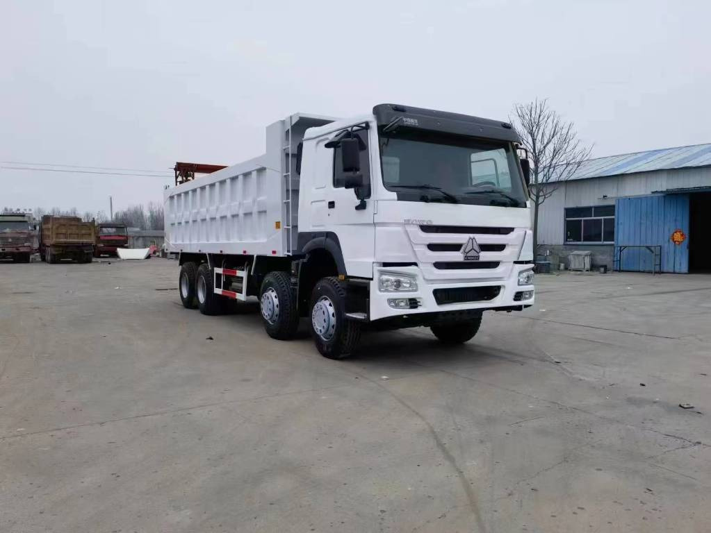 Howo 375 - Trailer jungkit: gambar 4 Howo 375 - Trailer jungkit: gambar 4