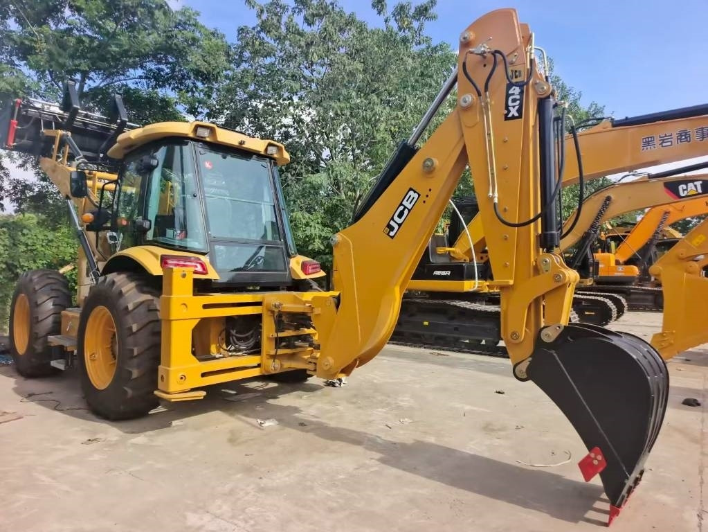 JCB 4 CX brand new machine - Backhoe loader: gambar 3 JCB 4 CX brand new machine - Backhoe loader: gambar 3
