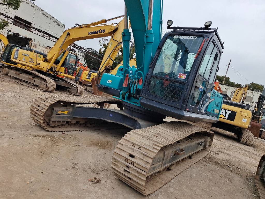 Kobelco SK 260 LC - Ekskavator perayap: gambar 4 Kobelco SK 260 LC - Ekskavator perayap: gambar 4