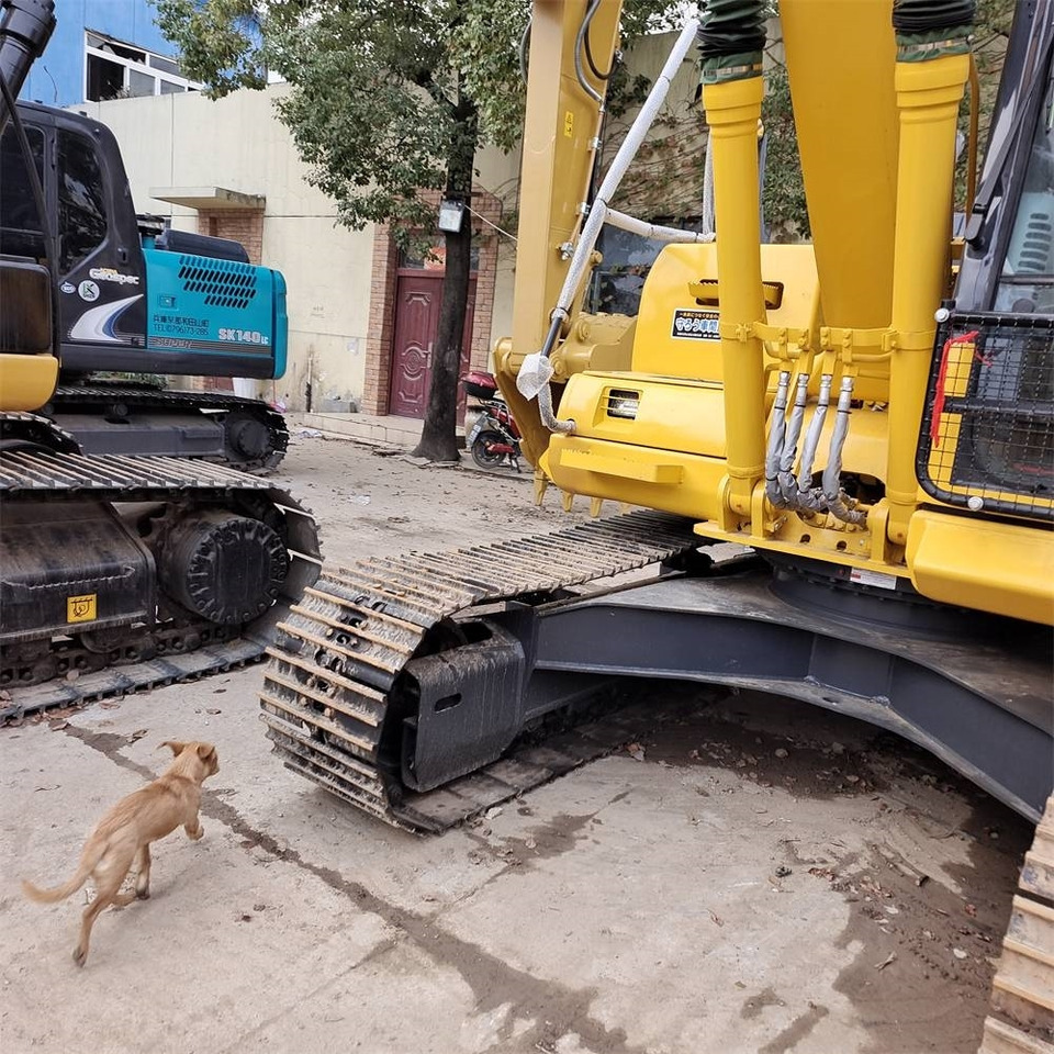 Ekskavator perayap Komatsu PC 130: gambar 15