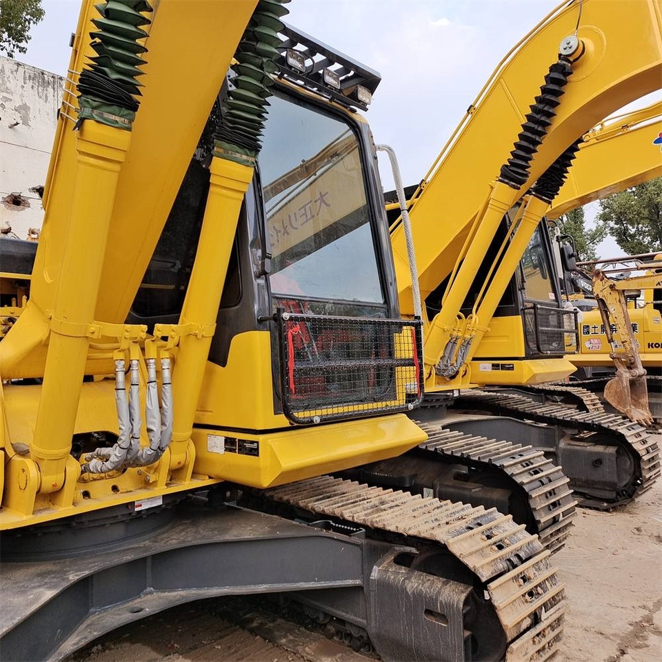 Ekskavator perayap Komatsu PC 130: gambar 16