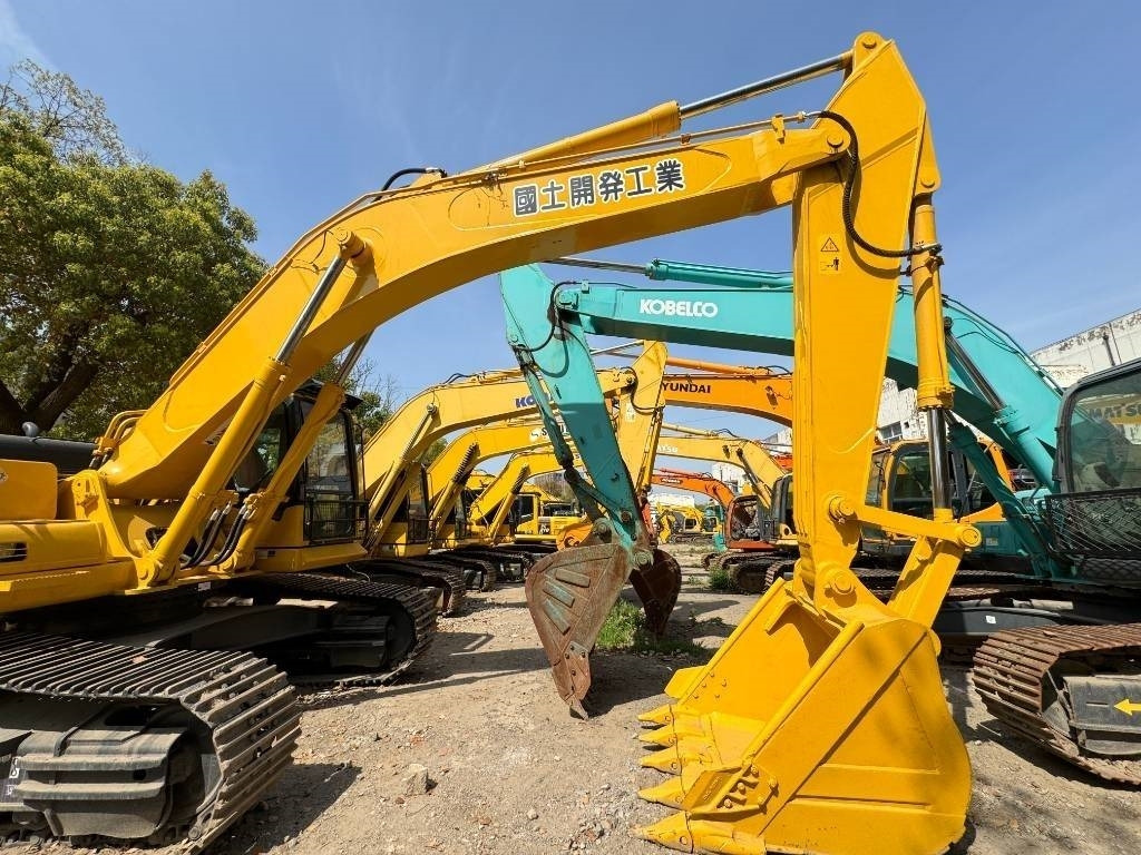 Komatsu PC 350 - Ekskavator perayap: gambar 3 Komatsu PC 350 - Ekskavator perayap: gambar 3