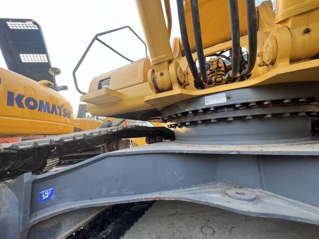 Komatsu PC 360-7 - Ekskavator perayap: gambar 5 Komatsu PC 360-7 - Ekskavator perayap: gambar 5