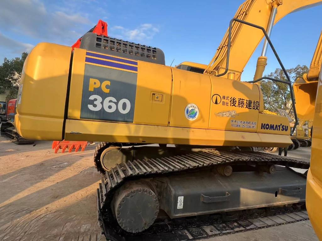 Komatsu PC 360-7 - Ekskavator perayap: gambar 2 Komatsu PC 360-7 - Ekskavator perayap: gambar 2