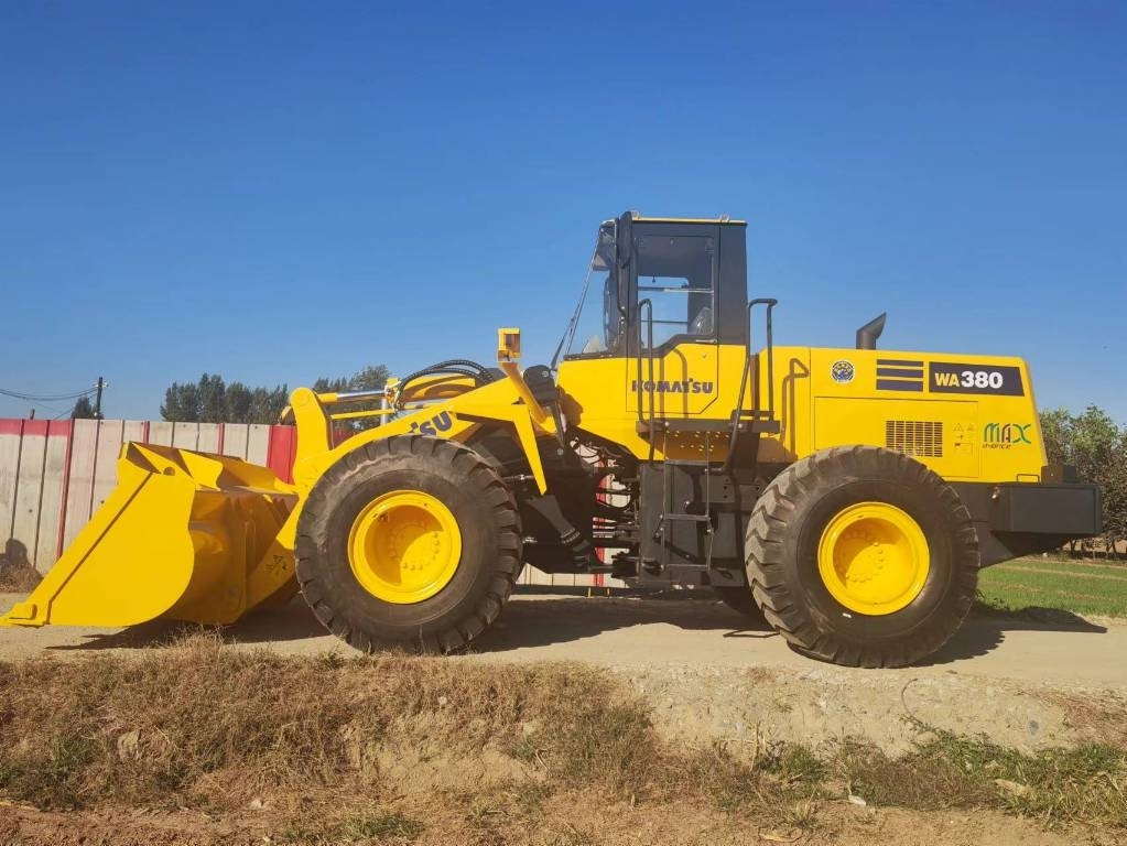 Komatsu WA 380 - Wheel loader: gambar 3 Komatsu WA 380 - Wheel loader: gambar 3