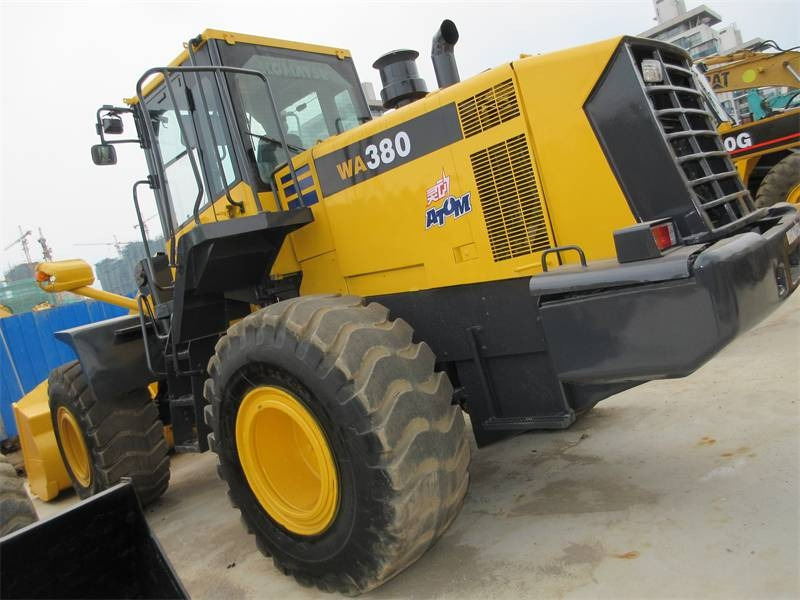 Wheel loader Komatsu WA 380: gambar 1