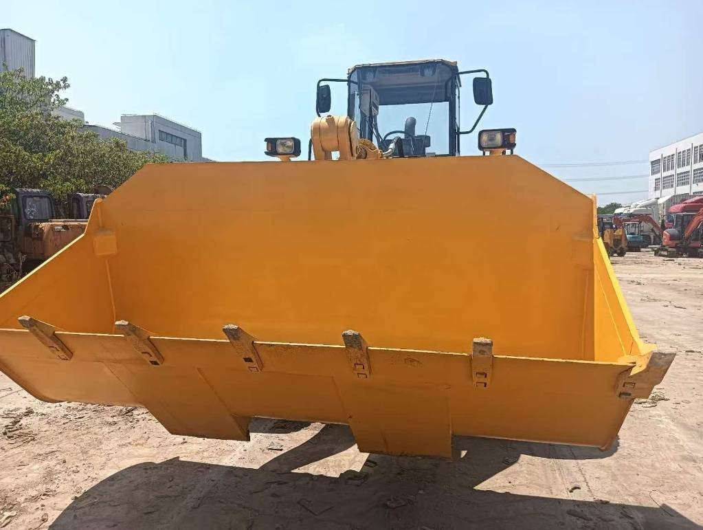 Komatsu WA 470-3 - Wheel loader: gambar 5 Komatsu WA 470-3 - Wheel loader: gambar 5