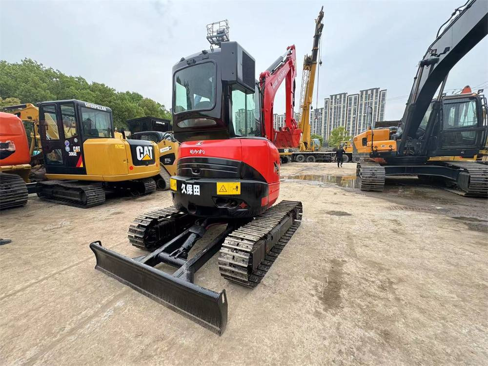 Kubota U 35-3 - Ekskavator mini: gambar 3 Kubota U 35-3 - Ekskavator mini: gambar 3