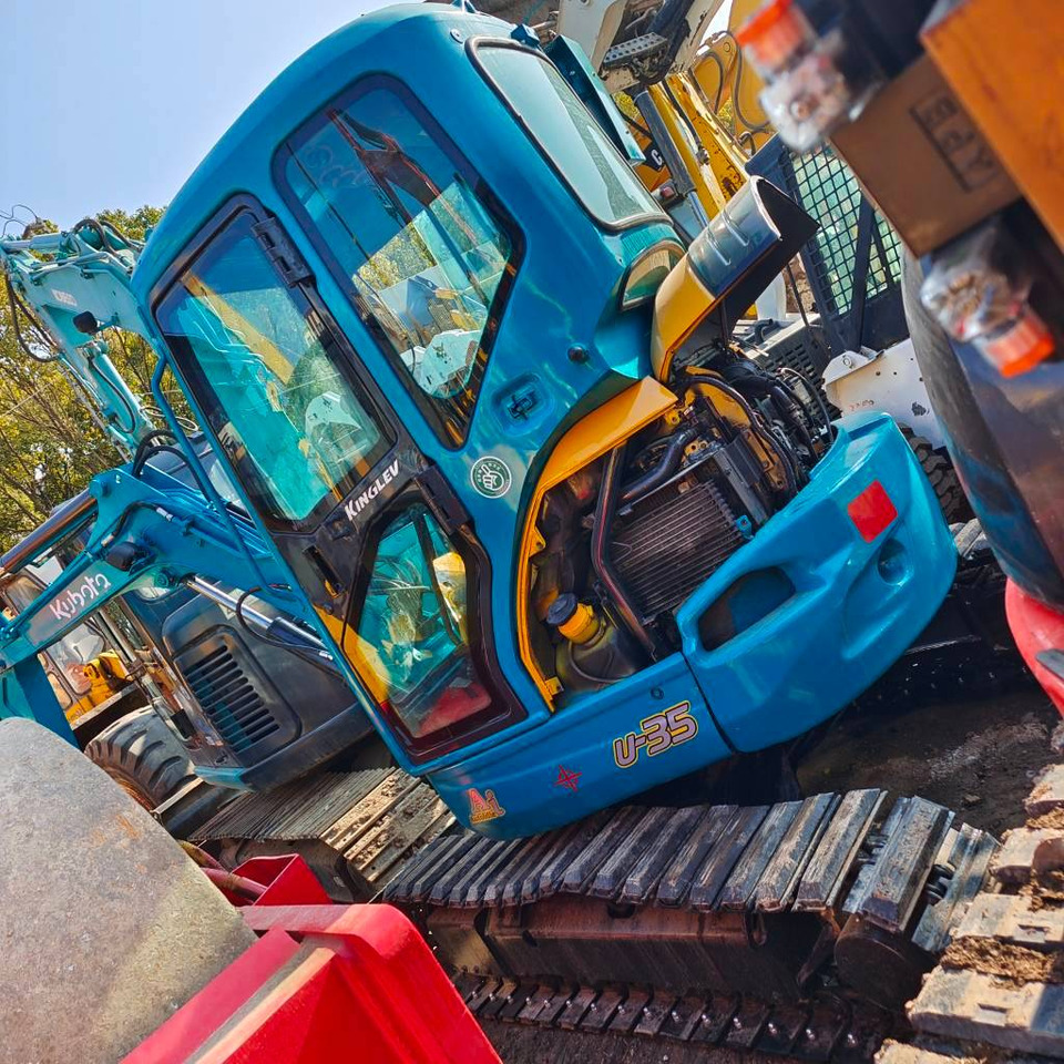 Kubota U-35 - Ekskavator mini: gambar 1 Kubota U-35 - Ekskavator mini: gambar 1