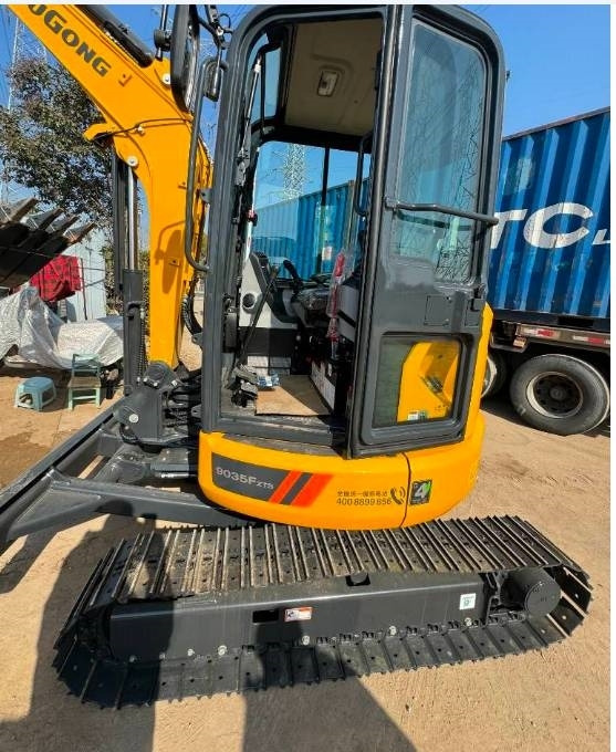 LiuGong 9035 FZTS 100% NEW MACHINE - Ekskavator mini: gambar 3 LiuGong 9035 FZTS 100% NEW MACHINE - Ekskavator mini: gambar 3