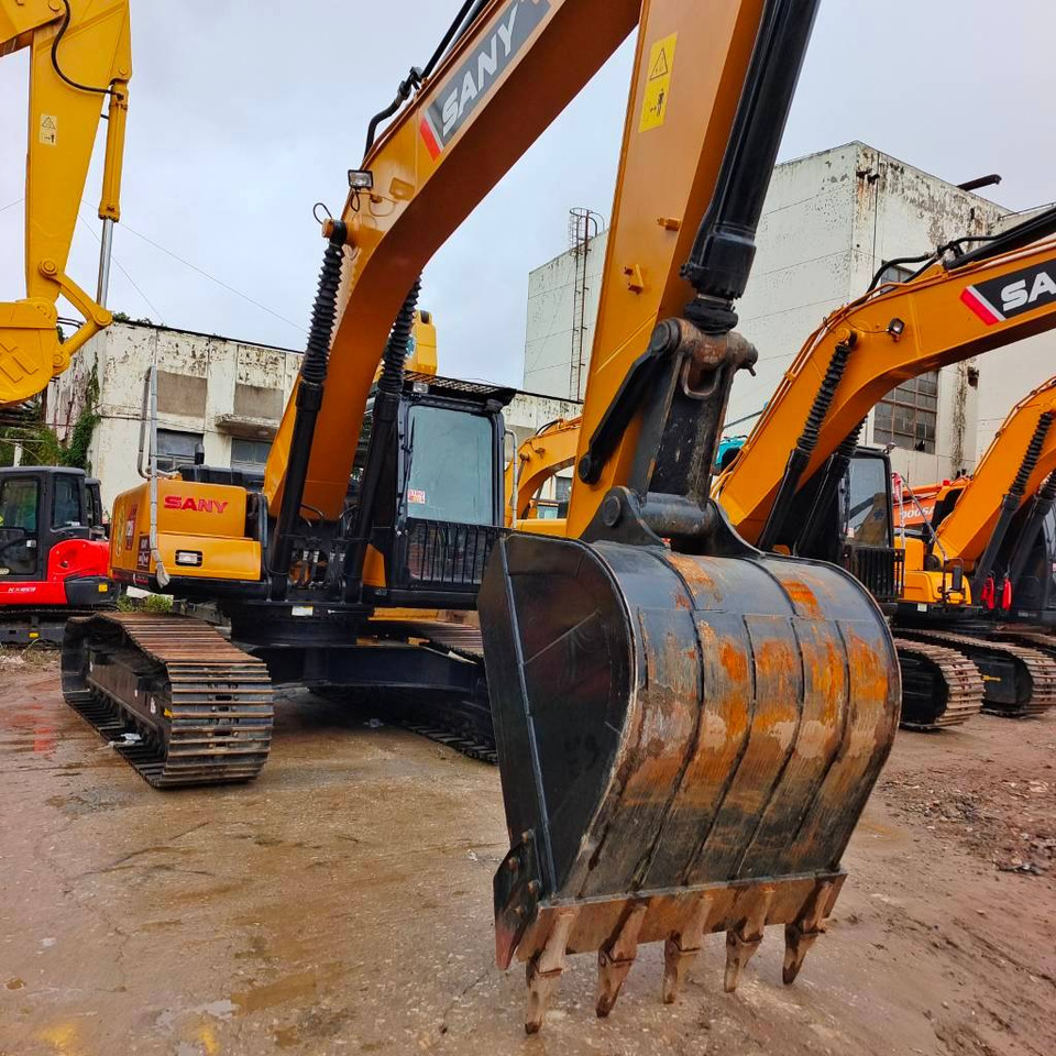 Sany SY 235 H - Ekskavator perayap: gambar 5 Sany SY 235 H - Ekskavator perayap: gambar 5