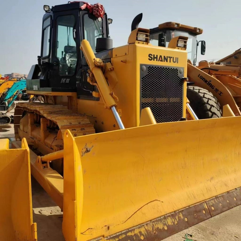 Shantui SD 16 - Bulldozer: gambar 2 Shantui SD 16 - Bulldozer: gambar 2