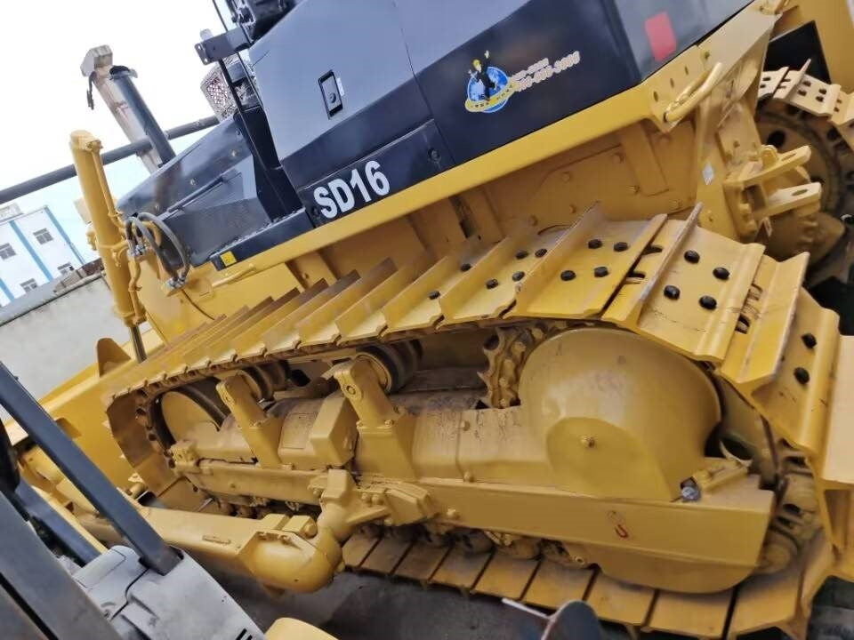Shantui SD 16 - Bulldozer: gambar 2 Shantui SD 16 - Bulldozer: gambar 2